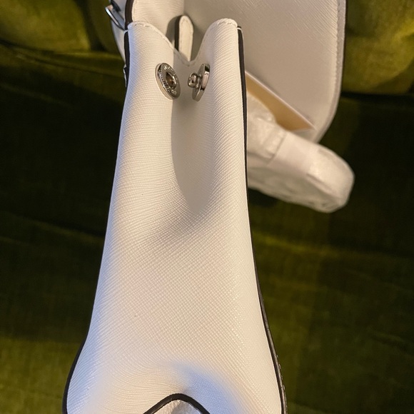 Michael Kors Ava - Extra Small Leather Satchel - White - Picture 5 of 7